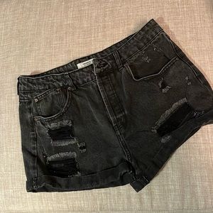 Black Forever 21 shorts